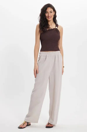 Kadın Relax Fit Rahat Kesim Beli Lastikli Bej Pantolon