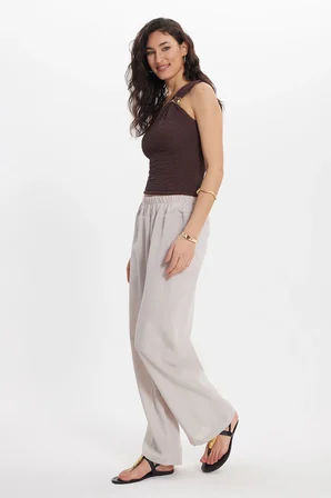Kadın Relax Fit Rahat Kesim Beli Lastikli Bej Pantolon