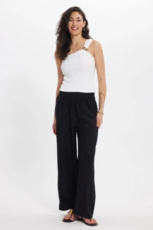 Kadın Relax Fit Rahat Kesim Beli Lastikli Siyah Pantolon