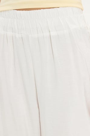 Kadın Relax Fit Rahat Kesim Beli Lastikli Ekru Pantolon