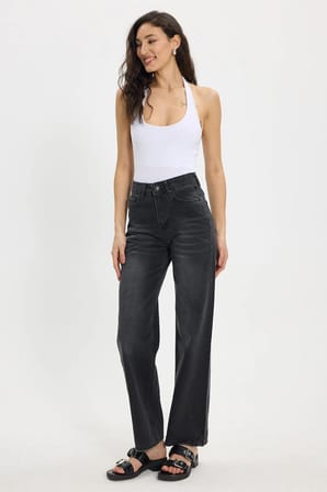 Kadın Relax Fit Rahat Kesim %100 Pamuk Cepli Geniş Paça Siyah Jean Kot Pantolon