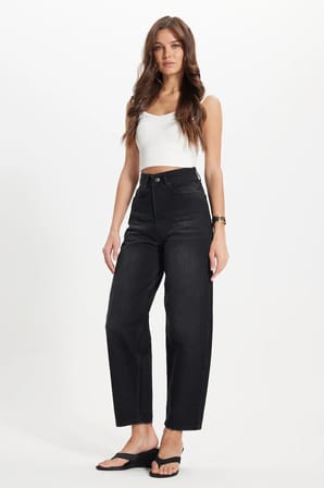 Kadın Relax Fit Rahat Kesim %100 Pamuk Cepli Geniş Paça Siyah Jean Kot Pantolon