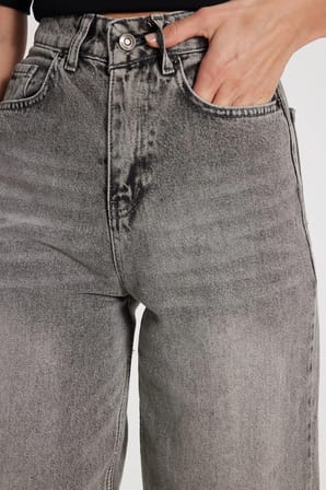 Kadın Relax Fit Rahat Kesim %100 Pamuk Cepli Geniş Paça Gri Jean Kot Pantolon