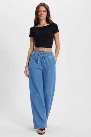 Kadın Relax Fit Rahat Kesim %100 Pamuk Beli Bağcıklı Lastikli Denim Efektli Açık Mavi Palazzo Pantolon