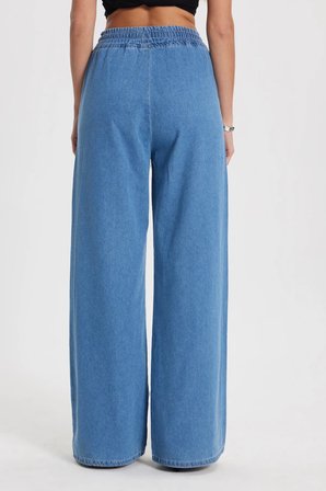 Kadın Relax Fit Rahat Kesim %100 Pamuk Beli Bağcıklı Lastikli Denim Efektli Açık Mavi Palazzo Pantolon