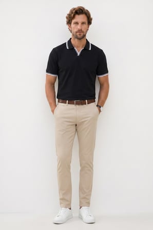 Erkek Slim Fit Dar Kesim %100 Pamuklu Çizgili Detaylı V Yaka Siyah Polo Yaka Tişört