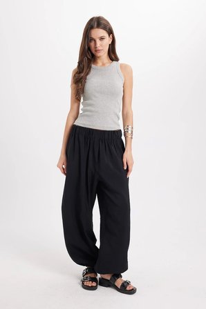 Kadın Slim Fit Dar Kesim Pamuklu Askılı Bisiklet Yaka Gri Crop Atlet
