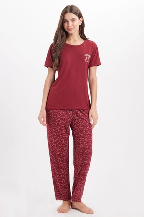 Kadın Standart Fit Normal Kesim Bisiklet Yaka Kısa Kollu Baskılı Bordo Pijama Takımı