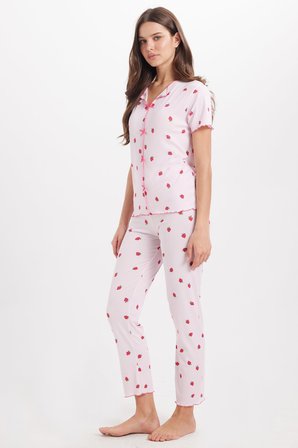 Kadın Standart Fit Normal Kesim Fitilli Görünüm Fiyonk Detaylı Kısa Kol Baskılı Pembe Pijama Takımı