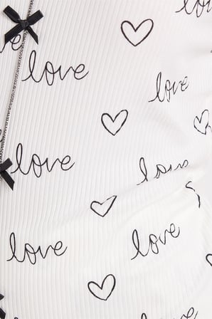 Kadın Standart Fit Normal Kesim Fitilli Görünüm Fiyonk Detaylı Kısa Kol Baskılı Beyaz Pijama Takımı
