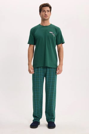 Erkek Standart Fit Normal Kesim Pamuklu Bisiklet Yaka Kısa Kollu Lastikli Yeşil Pijama Takımı