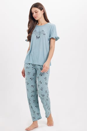 Kadın Regular Fit Klasik Kesim %100 Pamuk Fırfır Detaylı Kısa Kollu Baskılı Su Yeşili Pijama Takımı