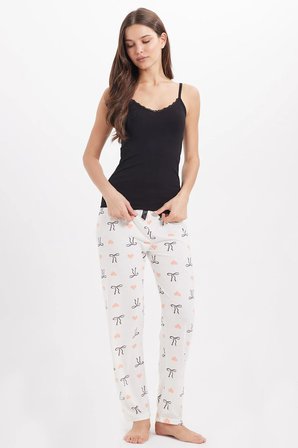 Kadın Regular Fit Klasik Kesim Viskon Beli Lastikli Fiyonk Detaylı Baskılı Beyaz Pijama Altı