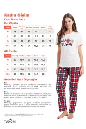 Kadın Regular Fit Klasik Kesim Pamuklu Bisiklet Yaka Kısa Kollu Baskılı Beyaz Pijama Takımı