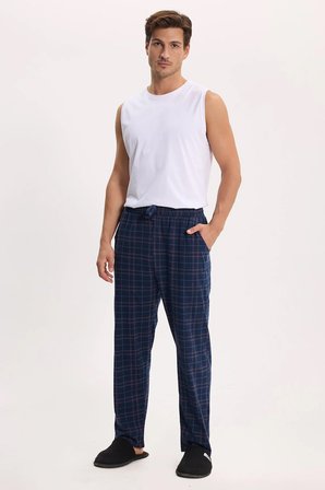 Erkek Standart Fit Normal Kesim Pamuklu Kareli Beli Bağcıklı Cepli  Lacivert Pijama Altı