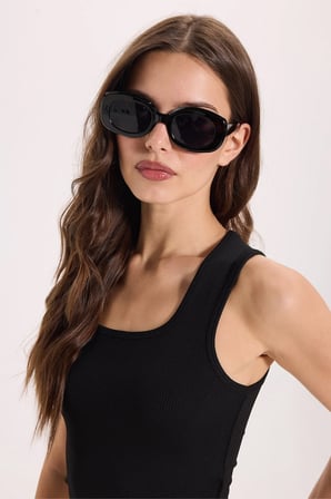 Kadın Slim Fit Dar Kesim Kalın Askılı Kare Yaka Siyah Atlet Bluz