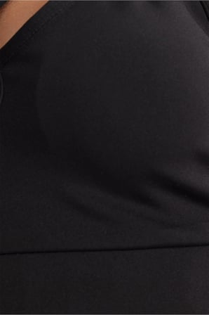 Kadın Slim Fit Dar Kesim Çapraz Bağlamalı Askılı V Yaka Siyah Crop 