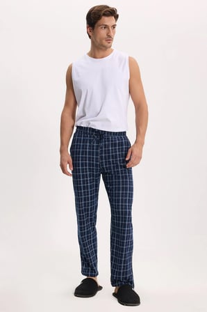 Erkek Standart Fit Normal Kesim Pamuklu Kareli Beli Bağcıklı Cepli  Lacivert Pijama Altı