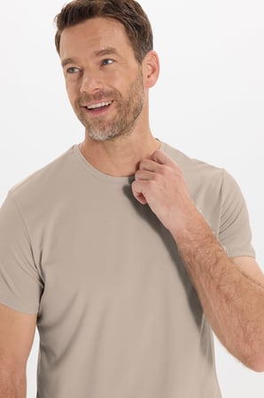 Erkek Slim Fit Dar Kesim Pamuklu Yumuşak Doku Likralı Esnek Kumaş Basic Bej Bisiklet Yaka Tişört