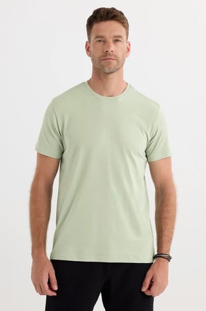 Erkek Slim Fit Dar Kesim Pamuklu Yumuşak Doku Likralı Esnek Kumaş Basic Mint Bisiklet Yaka Tişört