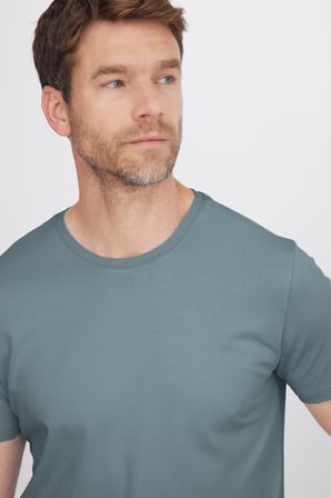 Erkek Slim Fit Dar Kesim Pamuklu Yumuşak Doku Esnek Kumaş Basic Açık Petrol Bisiklet Yaka Tişört