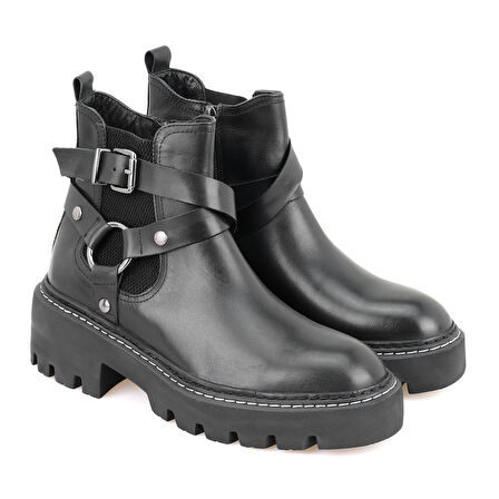 Kadın Siyah Fermuarlı Deri Bot