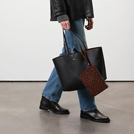 Vesla Metal Aksesuarlı Siyah Kadın Deri Bot