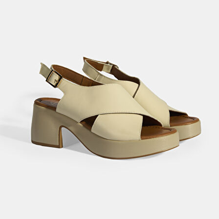 Krem Kadın Toka Detaylı Slingback Deri Sandalet