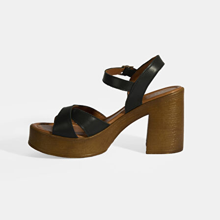 Siyah Kadın Toka Detaylı Slingback Deri Sandalet