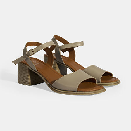 Vizon Kadın Toka Detaylı Slingback Deri Sandalet