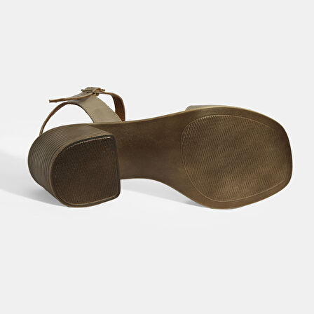 Vizon Kadın Toka Detaylı Slingback Deri Sandalet