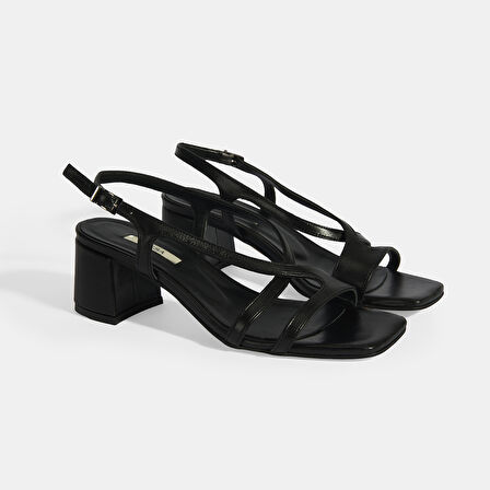 Siyah Kadın Toka Aksesuarlı Slingback Deri Topuklu Sandalet
