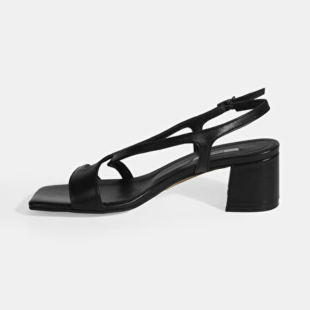 Siyah Kadın Toka Aksesuarlı Slingback Deri Topuklu Sandalet