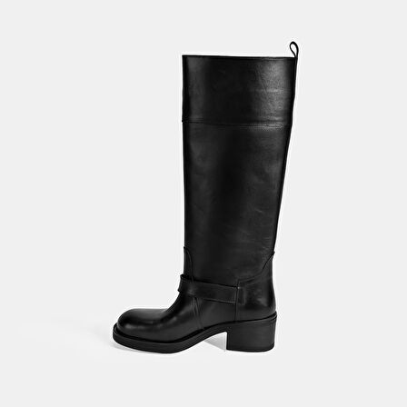 Kadın Siyah Metal Toka Detaylı Deri Çizme