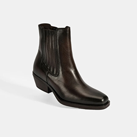 Kadın Kahve Topuklu Deri Bot