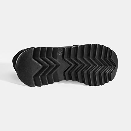 Kadın Siyah Bağcıklı Deri Spor Ayakkabı