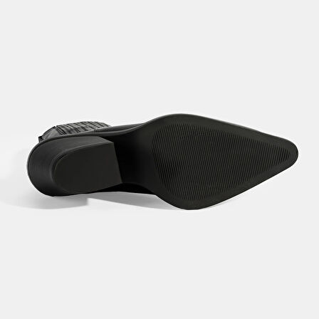 Kadın Siyah Kalın Topuklu Deri Bot