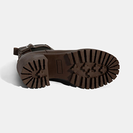 Kadın Kahve Metal Toka Detaylı Topuklu Bot