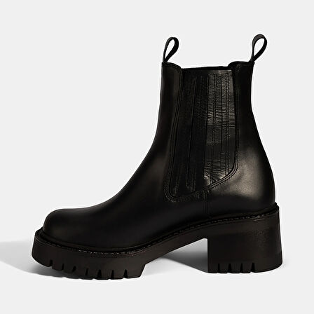 Kadın Siyah Lastikli Topuklu Deri Chelsea Bot