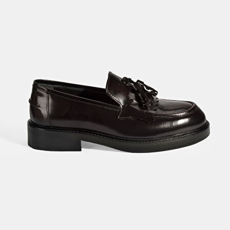 Kadın Bordo Püskül Detaylı Deri Loafer