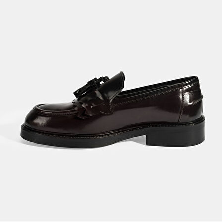 Kadın Bordo Püskül Detaylı Deri Loafer