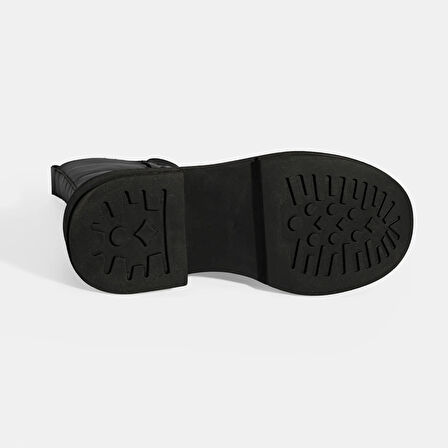 Kadın Siyah Metal Toka Detaylı Deri Postal Bot