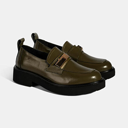 Kadın Yeşil Metal Toka Aksesuarlı Deri Loafer