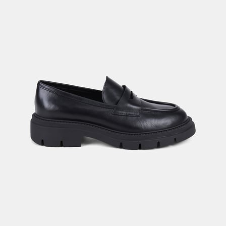 Kadın Siyah Kalın Dişli Tabanlı Klasik Deri Loafer