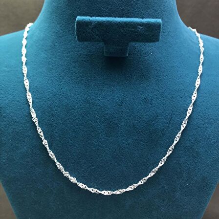 Singapur Model Kadın Gümüş Zincir