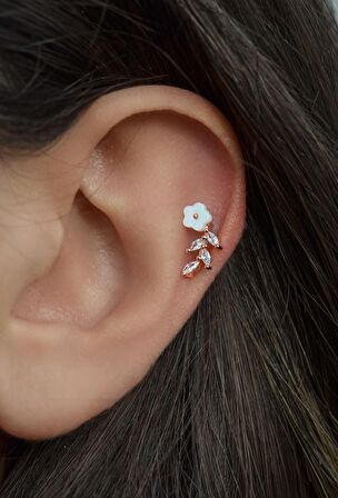 Rose Manolya Çiçek Piercing Helix Kıkırdak