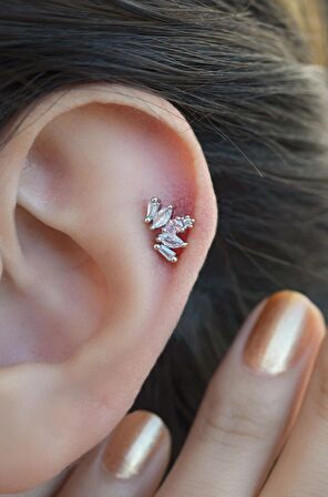 Taç Model Piercing Tragus Helix Kıkırdak