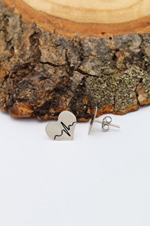 Kalp Atışı İşlemeli Gümüş Küpe 201020242