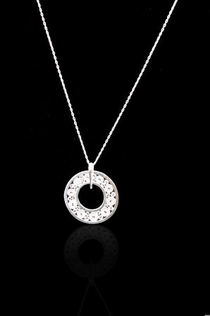 Desenli Halka Model Telkari 925 Ayar Gümüş Kolye 201023023