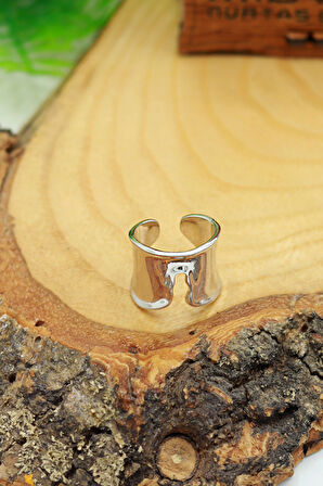 Sade Şık Tasarım 925 Ayar Gümüş Kadın Yüzük 201024006